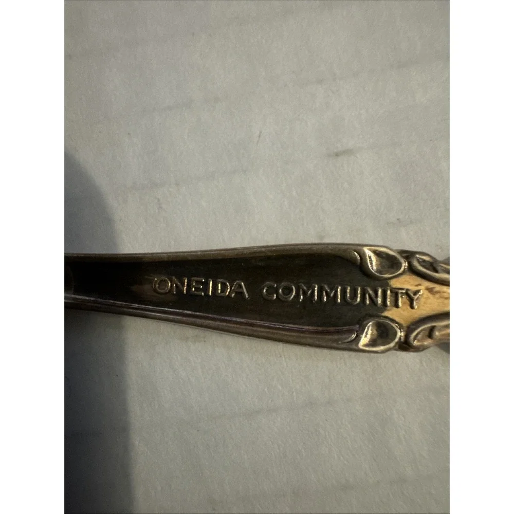 Oneida Community Silverplate Beethoven 4 Pc Place Setting~Knife 2 Forks Teaspoon